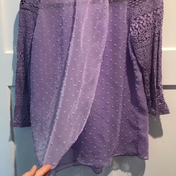 Blouse - Picture 2 of 2